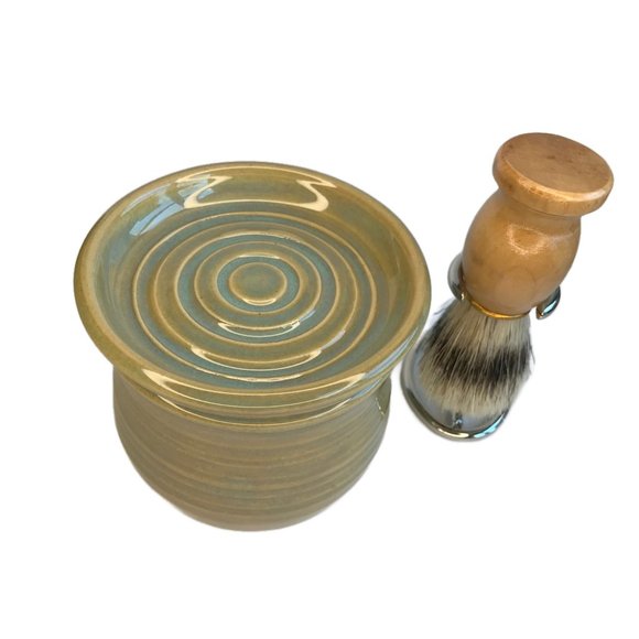 New- Men's Artisan Crafted Pottery Shaving Set - Picture 2 of 3